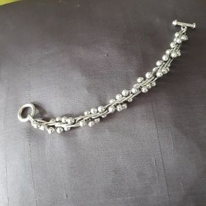Women's bracelet